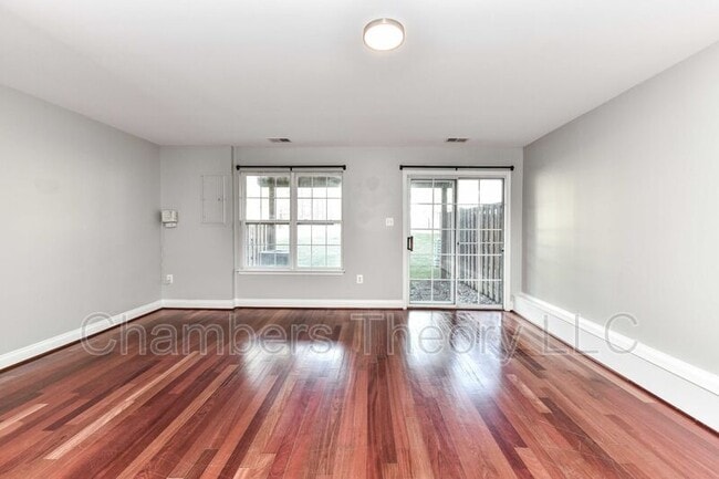 Photo - 2017 Capstone Cir
