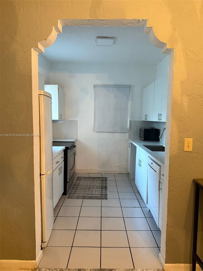 Photo - 935 9th St Unidad 2A