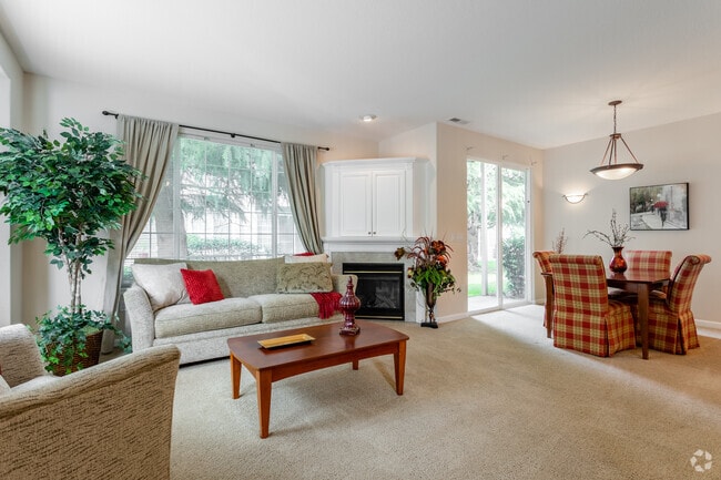 3BR, 2.5BA - 1,327 SF