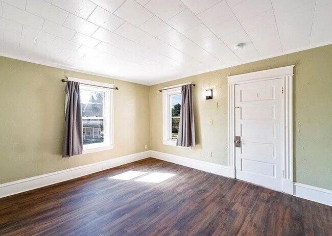 Photo - 306 Colchester Ave Casa