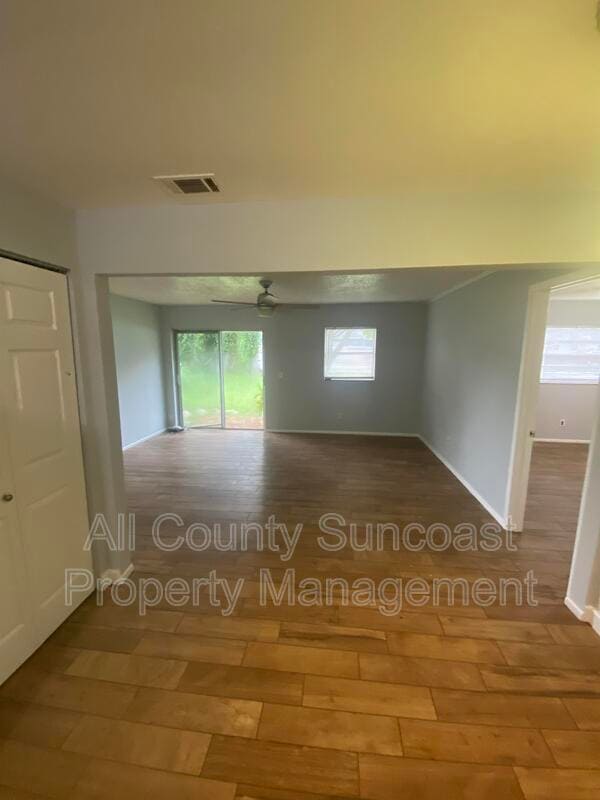 Photo - 6009 71st St N