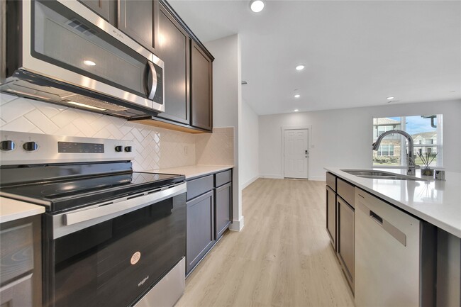 Photo - 11915 Carvalho Dr Unit 12