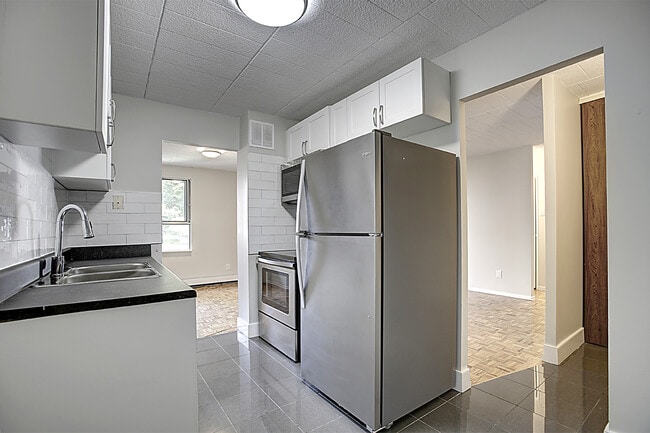 Photo - 263 Millard Street