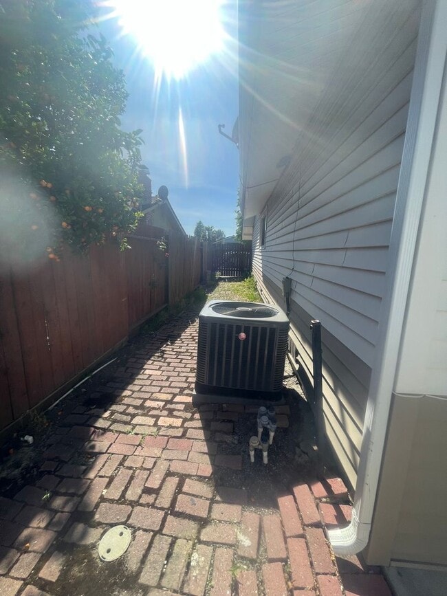 Photo - NICE OLDER HOME IN ESTABLISHED AREA