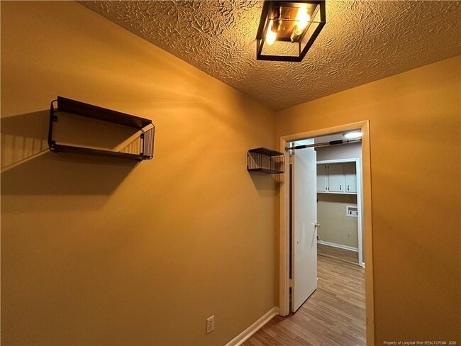 Photo - 6935 Brockwood St