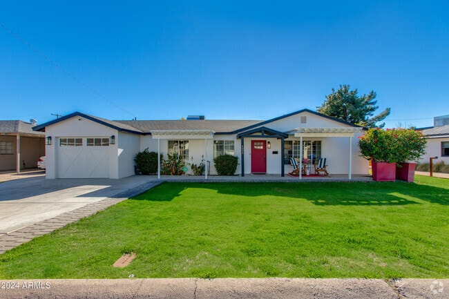 Building Photo - 4035 E Indianola Ave Rental