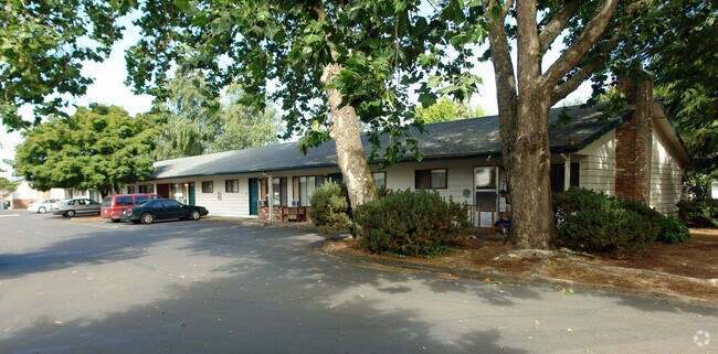 Riviera Village Apartments