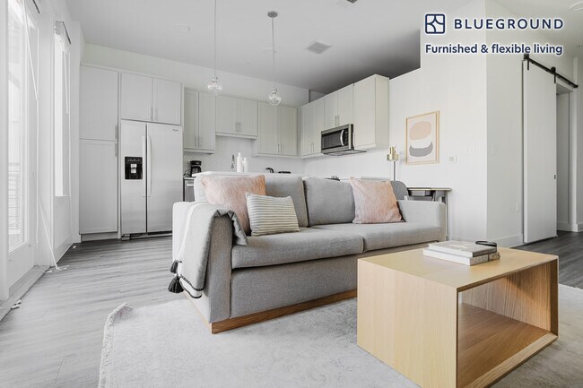 Photo - 212 W Highland Mall Blvd Unidad FL3-ID275