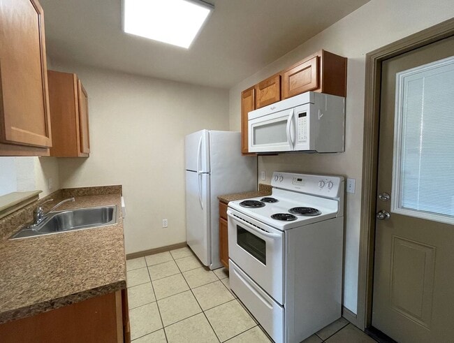 Photo - 1120 Indian Holw