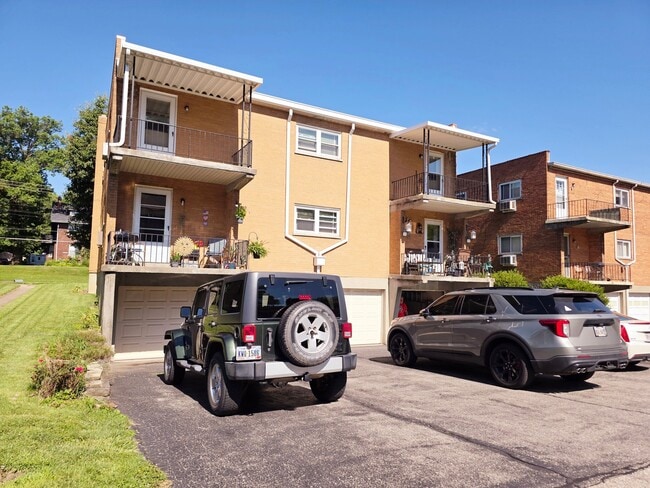 Photo - 6512 Hamilton Ave Unit 4