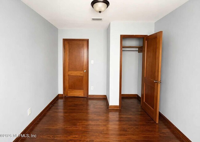 Photo - 2979 W 16th St