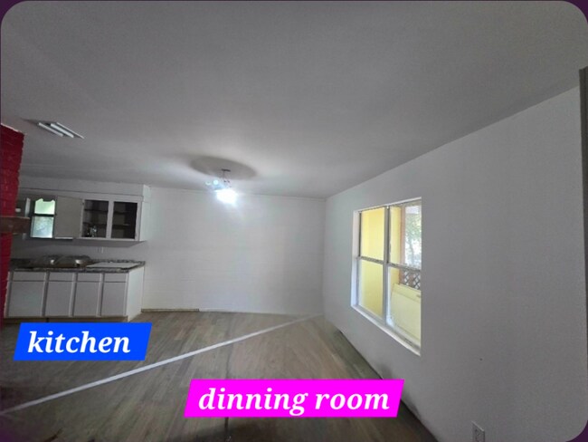 Photo - 623 W Griffith Ave