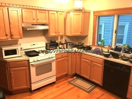 Building Photo - 258 Boston Ave Unit 3 Rental
