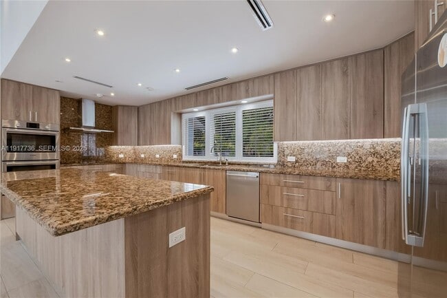 Photo - 7675 SW 132nd St