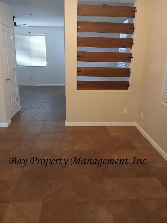 380 Barolo Cir