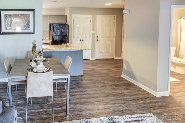 Photo - Meadow Pointe Apartments