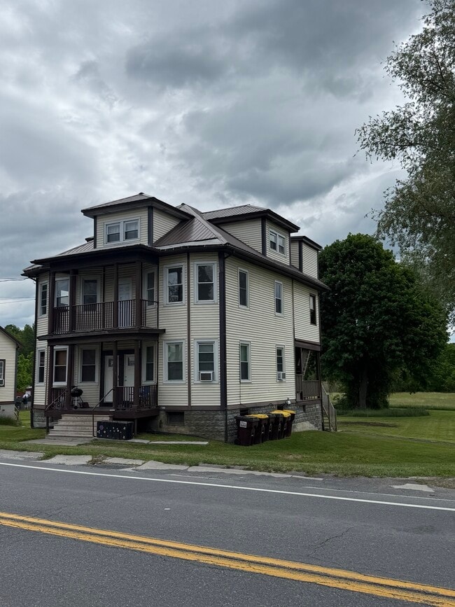 Photo - 102 Bridge St Unit 1