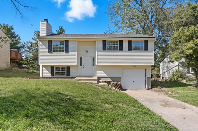 Building Photo - 7 Waterside Way