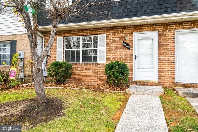 Photo - 5842 Holly Hock Pl