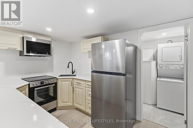 Photo - 350 Reynolds Rd