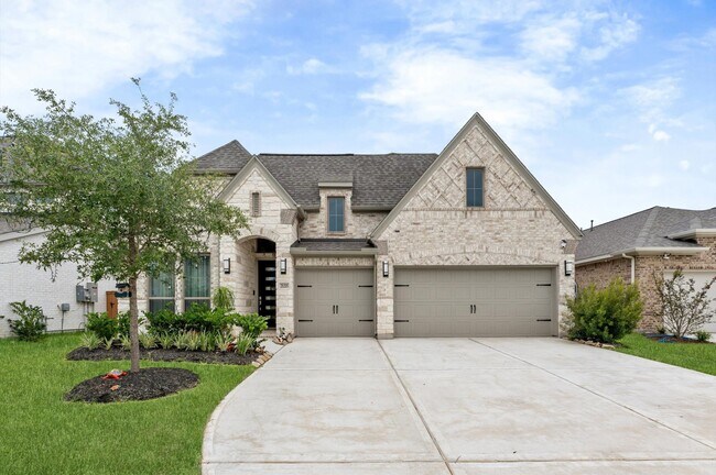 Building Photo - 21215 Palm Arbor Dr