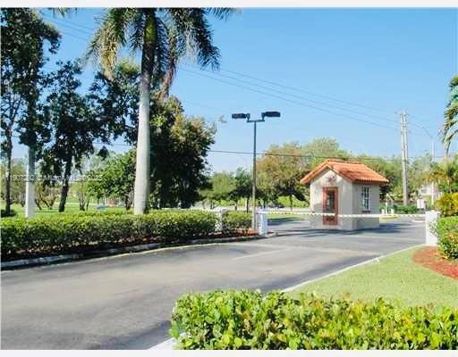 Photo - 8713 SW 5th St Unidad 103