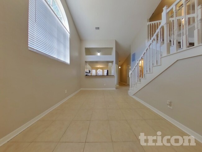 Photo - 1627 Chatham Cir