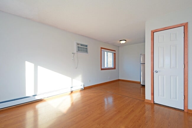 Photo - 2105 Hillview Road Unidad 1