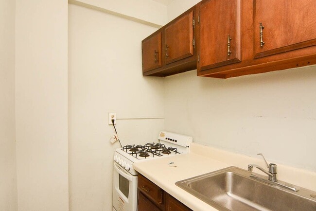 Photo - 533 W Roscoe St Unit 805