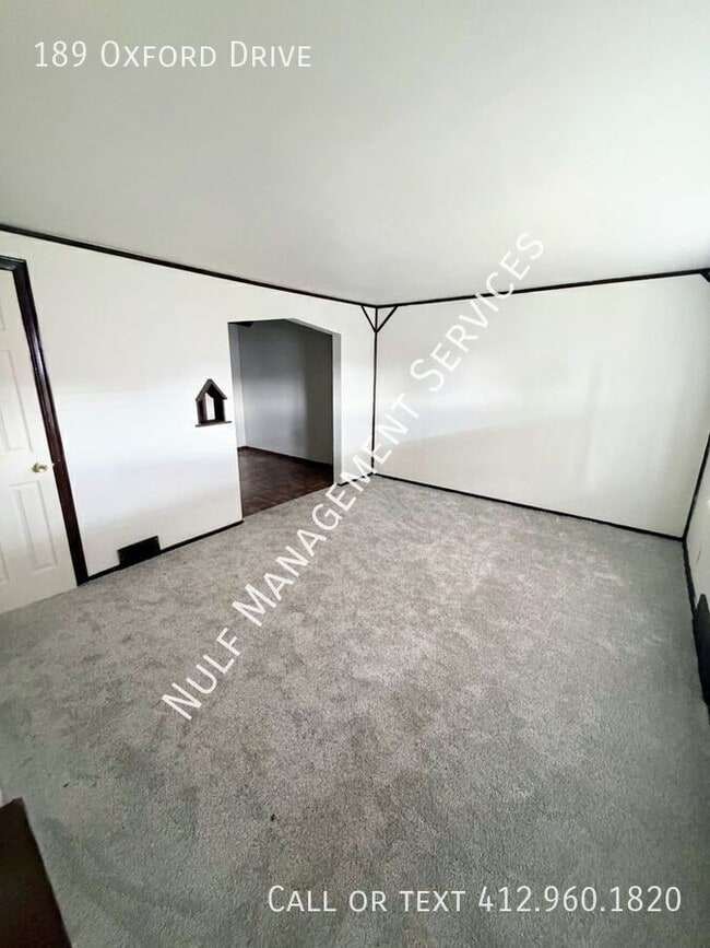 Photo - 189 Oxford Dr