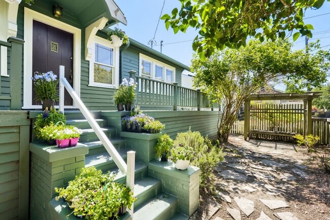 Photo - West Seattle Home