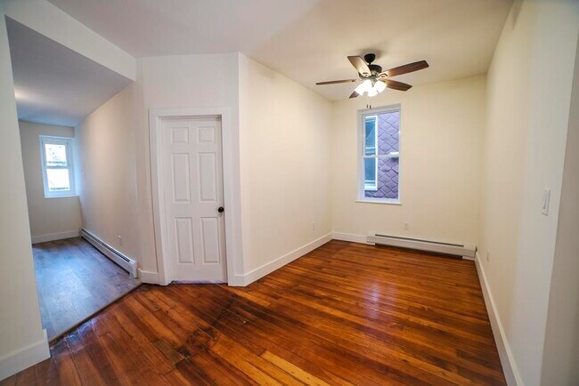 Photo - 206 48th St Unit 3