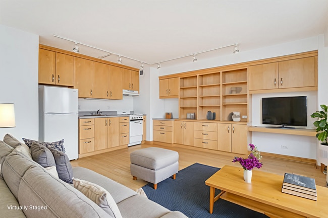 Photo - 3100 N Lake Shore Dr Unit 1906