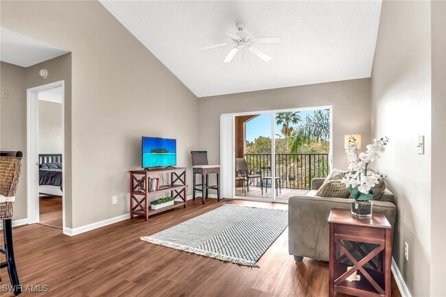 Building Photo - 1250 Wildwood Lakes Blvd Unit 305