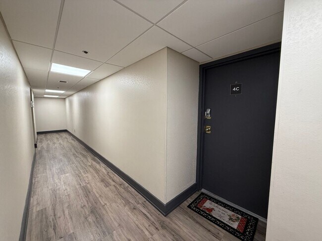 Photo - Pensacola Beach - Tristian Towers - 2 bedroom, 2 bathroom - Community Pool & Water views