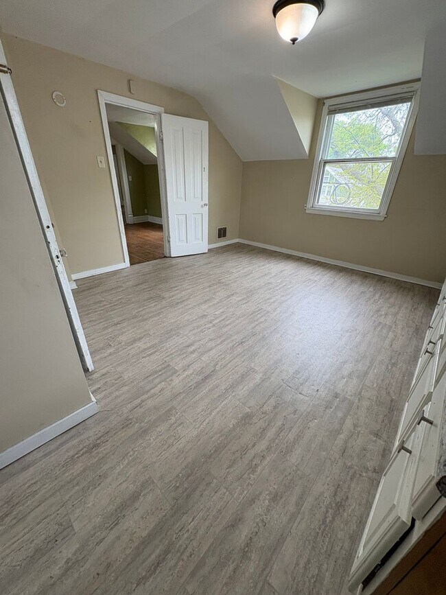 Photo - GB - 02 - Duplex Unit 628
