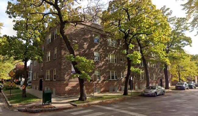 Building Photo - 3451 N Wolcott Ave Unit 2