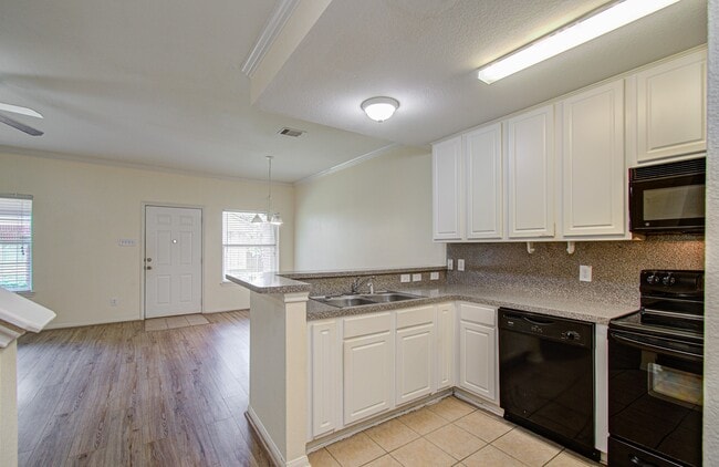 Photo - 3815 Shire Valley Dr