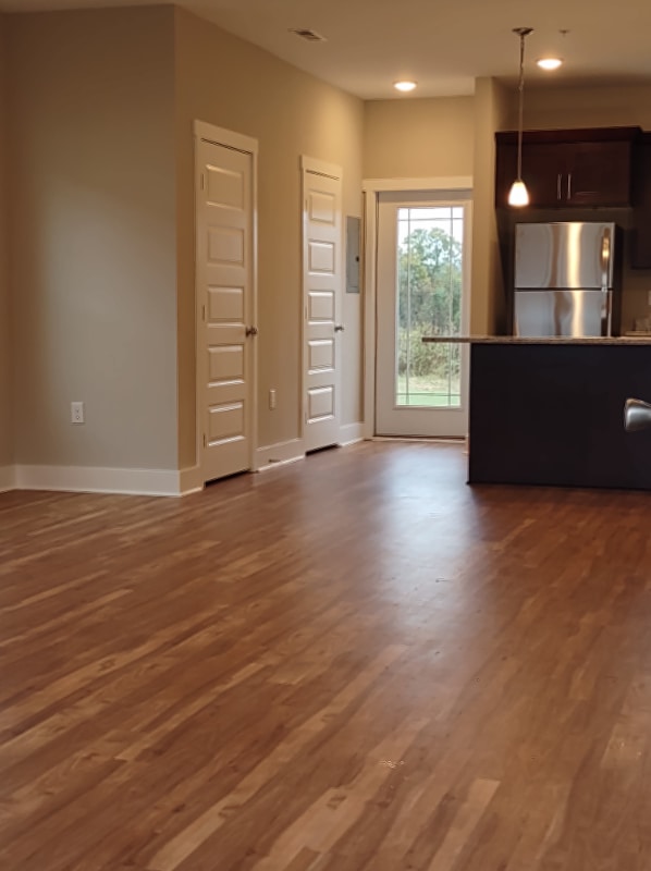 Photo - 1021 Wells Way