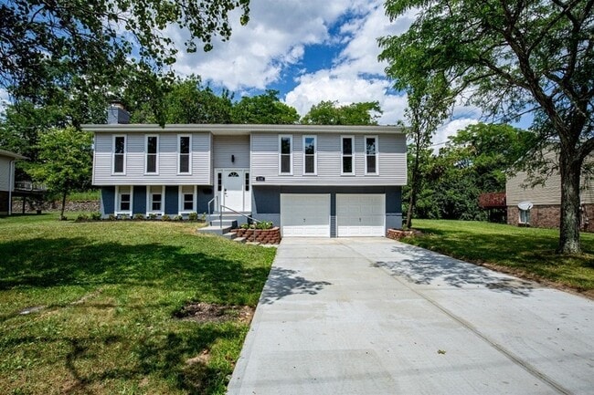 Building Photo - 810 Clearfield Ln