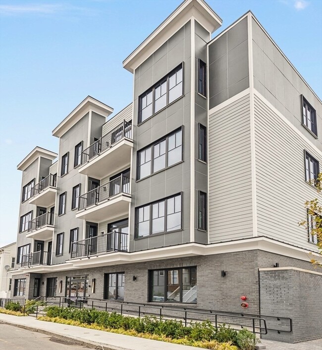 Building Photo - 24-28 Mt Pleasant St Unit 407