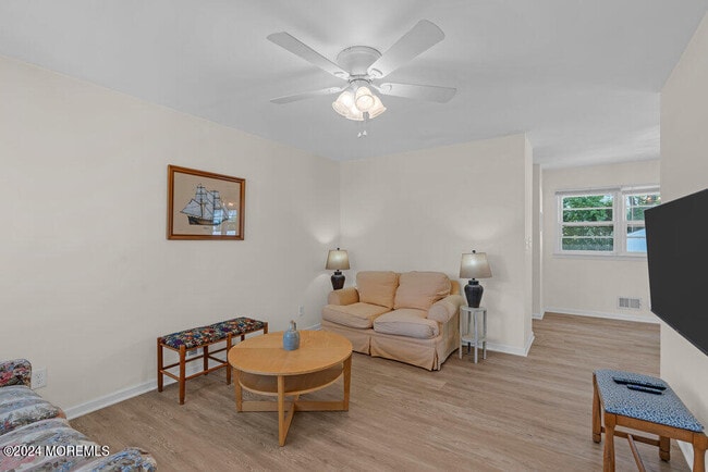 Photo - 137 Marcellus Ave