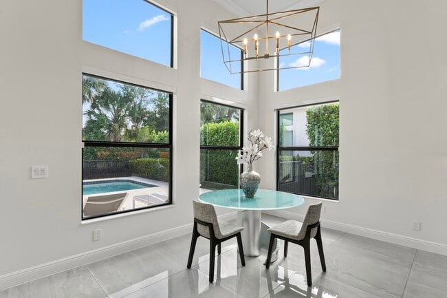 2630 NW 69th St