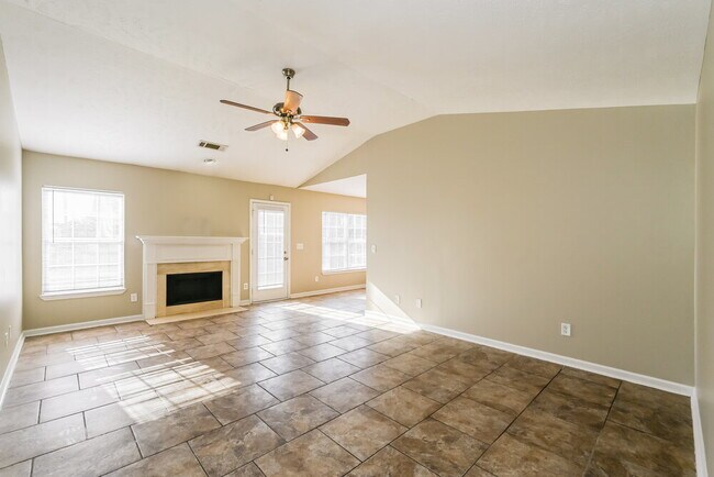 Photo - 176 Howard Woody Dr