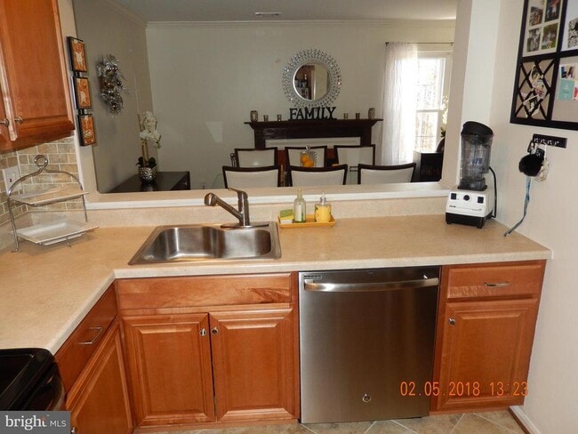 Photo - 6054 Old Landing Way