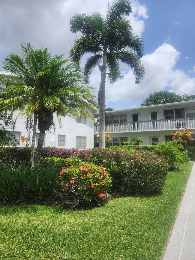 Photo - 346 Windsor N Unit O