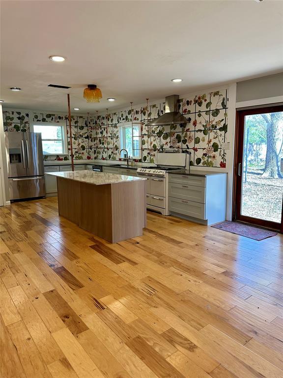 Photo - 2507 East Side Dr