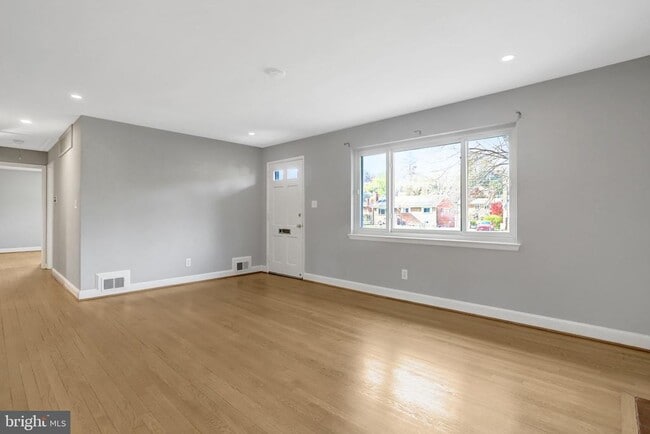 Photo - 3713 Lockwood Ln