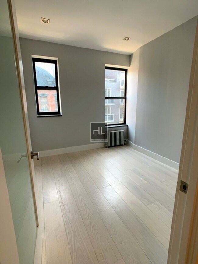 Photo - STANTON ST. Unit 2F