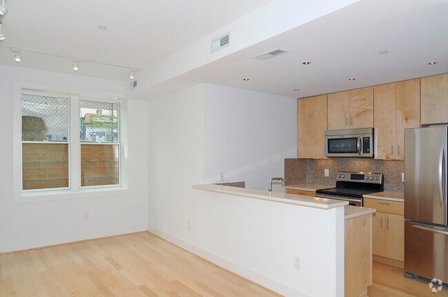 Building Photo - 1503 11th St NW Unit 1 Rental